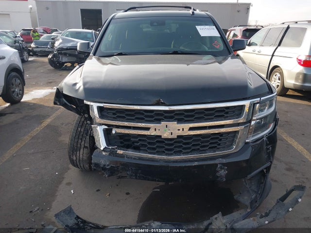 1GNSKHKC7KR372093 Chevrolet Suburban Lt