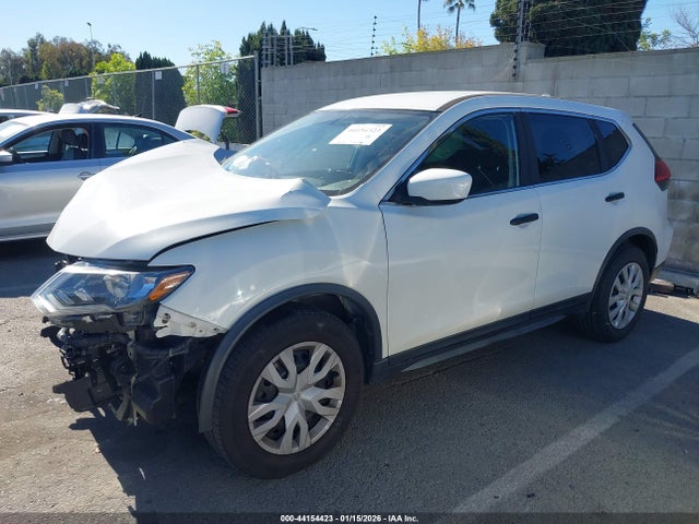 JN8AT2MT8HW136224 Nissan ROGUE S