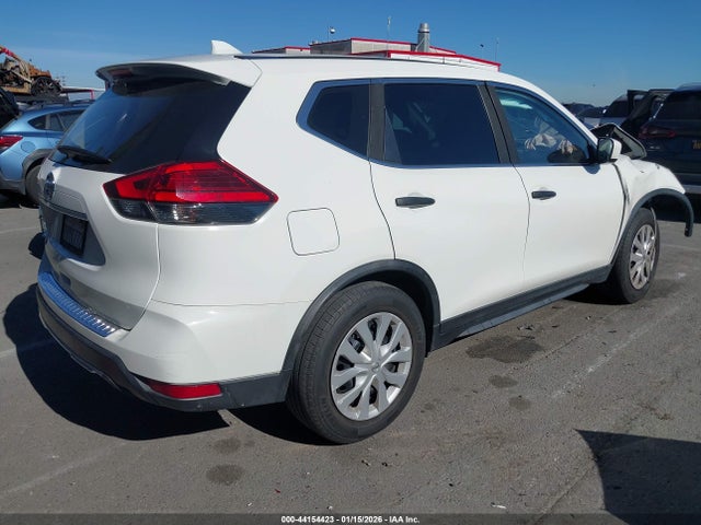 JN8AT2MT8HW136224 Nissan ROGUE S