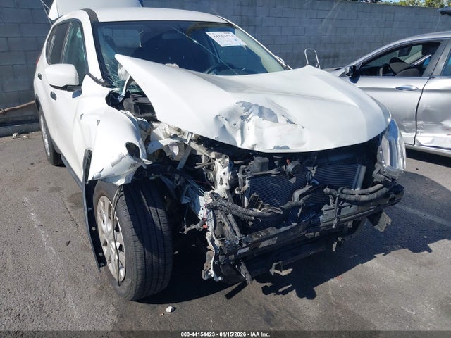 JN8AT2MT8HW136224 Nissan ROGUE S