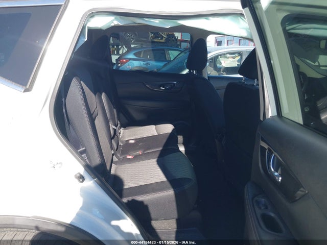 JN8AT2MT8HW136224 Nissan ROGUE S