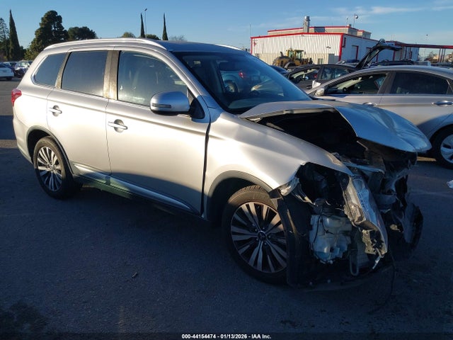 2019 MITSUBISHI OUTLANDER JA4AD3A38KZ024669 Photo 0
