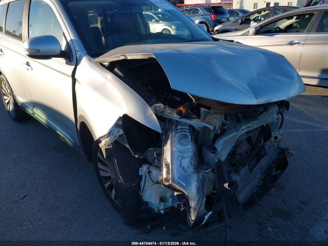 Mitsubishi Outlander Sel 2019 JA4AD3A38KZ024669 Image 17