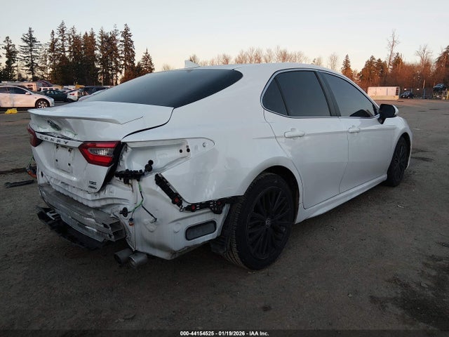 4T1G11BK1LU002705 Toyota Camry Se Awd