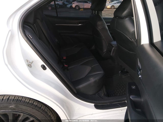 4T1G11BK1LU002705 Toyota Camry Se Awd