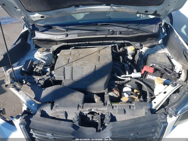 Subaru Forester Limited 2019 JF2SKAUC3KH566639 Image 10