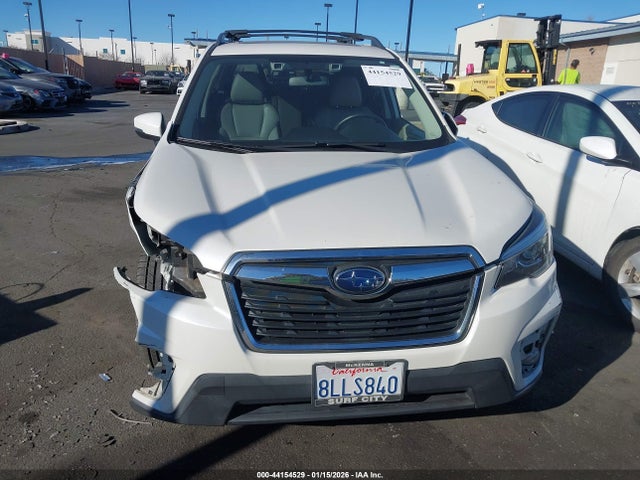 Subaru Forester Limited 2019 JF2SKAUC3KH566639 Image 13