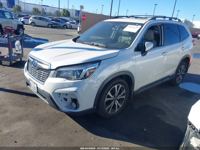 Subaru Forester Limited 2019 JF2SKAUC3KH566639 Image 2