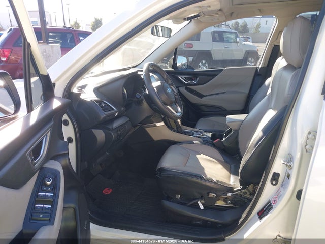 Subaru Forester Limited 2019 JF2SKAUC3KH566639 Image 5