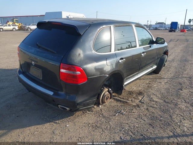 2010 PORSCHE CAYENNE WP1AA2AP1ALA04856 Photo 3