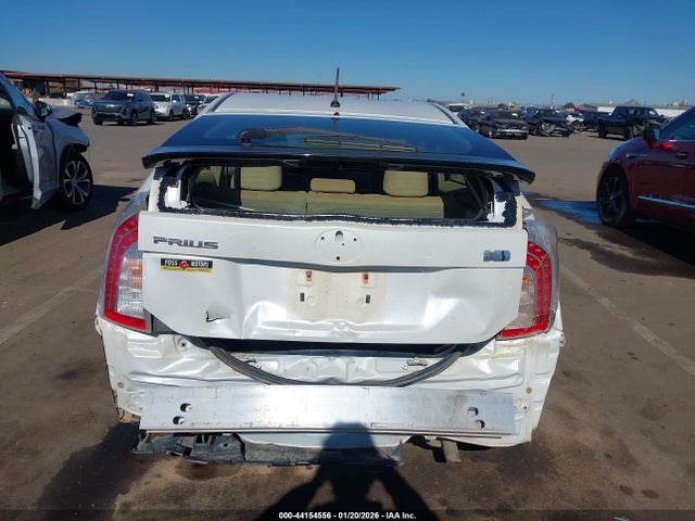 Toyota Prius Two 2014 JTDKN3DU9E0388166 Image 6