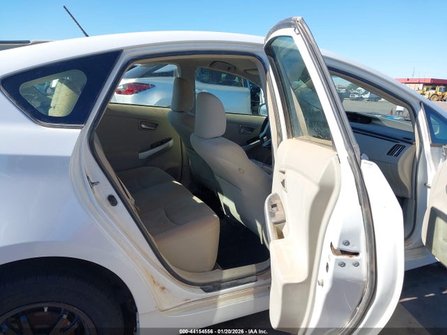 Toyota Prius Two 2014 JTDKN3DU9E0388166 Image 8
