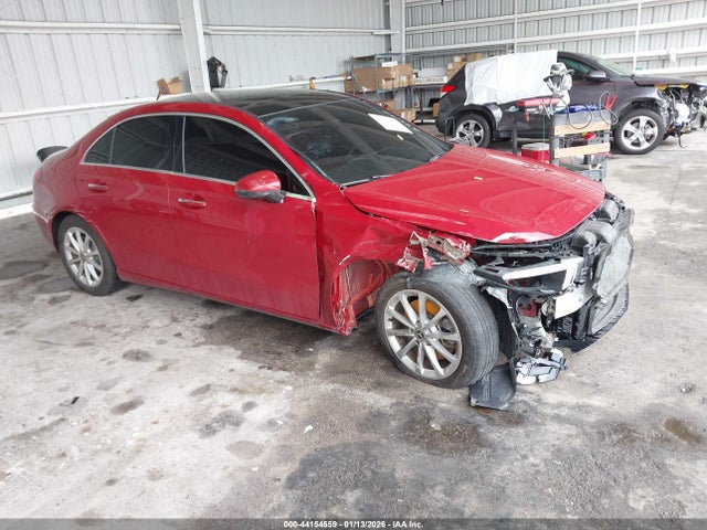 2021 MERCEDES-BENZ A 220 W1K3G4EB3MJ277158