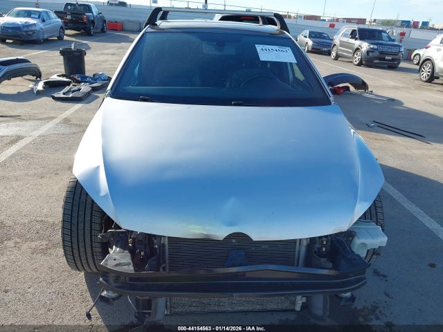 3VW4T7AU8GM019936 Volkswagen Golf Gti Autobahn 4-door