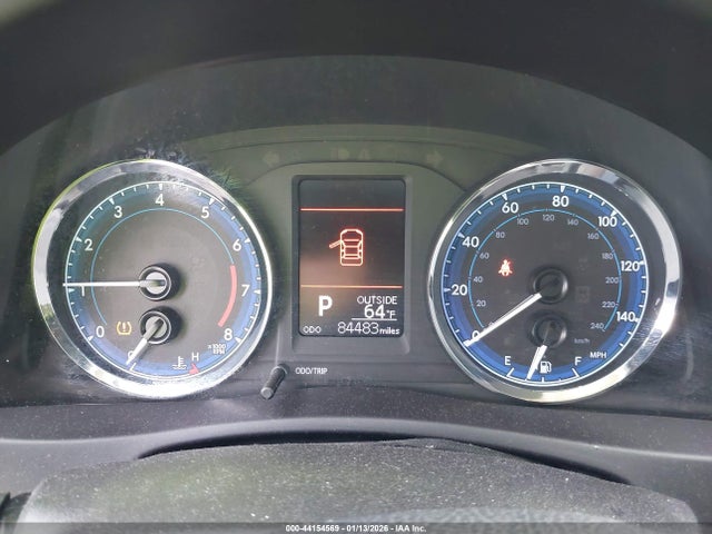 5YFBURHE4HP723496 Toyota COROLLA LE