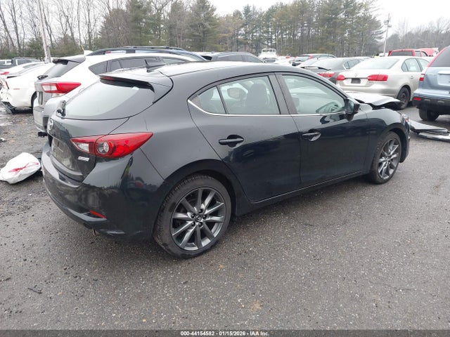 3MZBN1L32JM182527 Mazda Mazda3 Touring