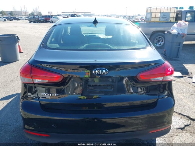 KIA FORTE LX 2017 3KPFL4A72HE026817 Image 15