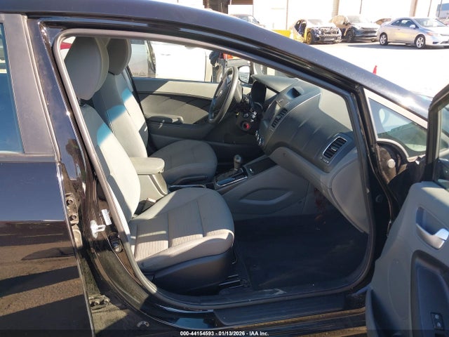 KIA FORTE LX 2017 3KPFL4A72HE026817 Image 5