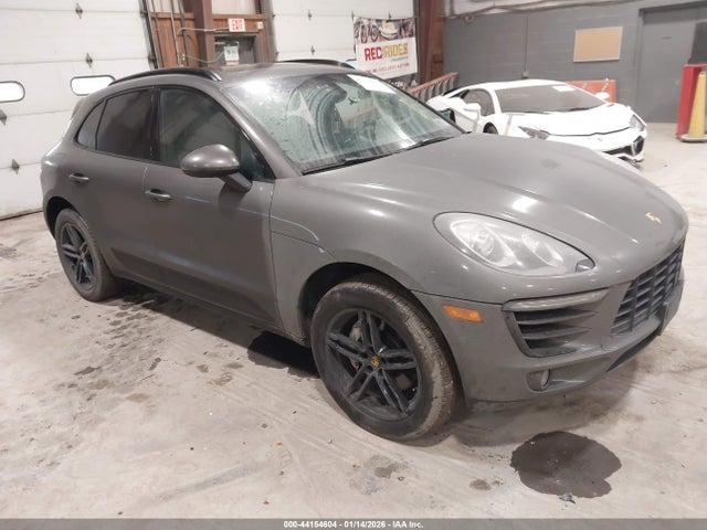 2016 PORSCHE MACAN WP1AB2A59GLB52757