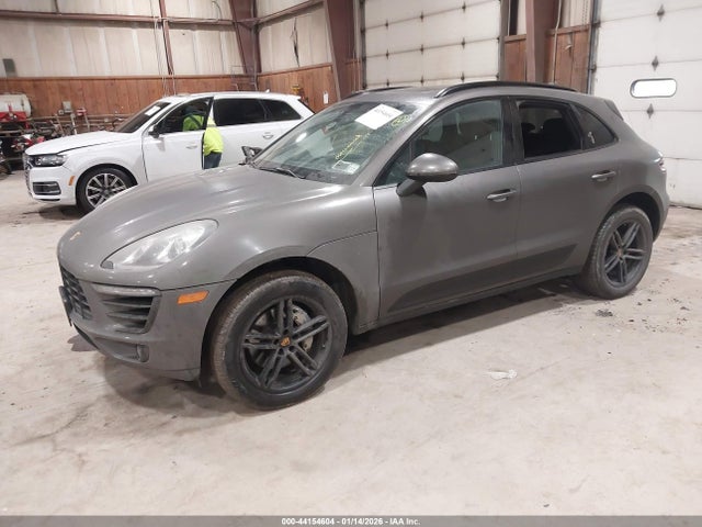 2016 PORSCHE MACAN WP1AB2A59GLB52757 Photo 1