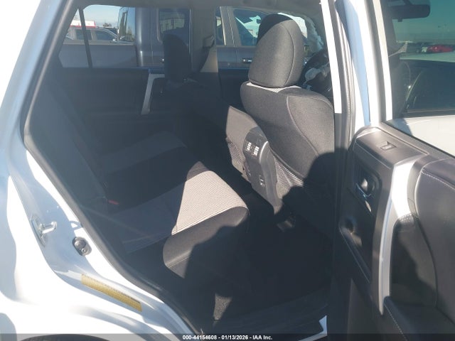 JTEZU5JR6J5189095 Toyota 4RUNNER SR5