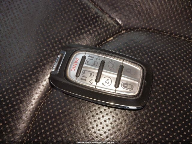 2018 CHRYSLER PACIFICA 2C4RC1GG3JR268944 Photo 10