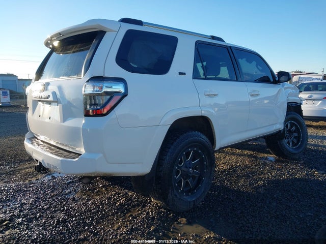 JTEBU5JR4K5673415 Toyota 4RUNNER SR5