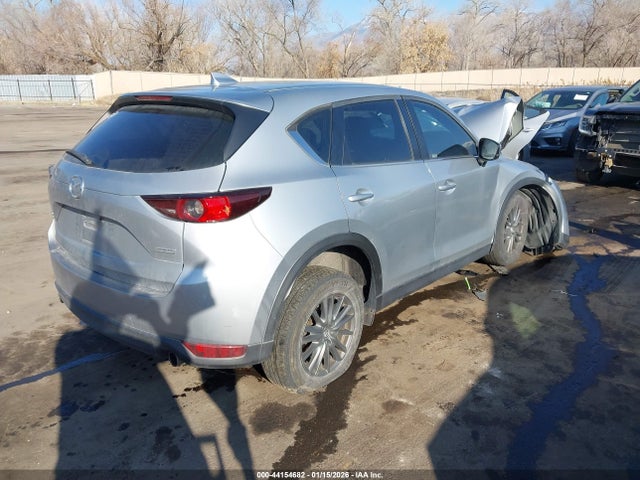 Mazda CX-5 SPORT 2017 JM3KFBBLXH0124922 Image 4