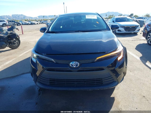 Toyota Corolla Hybrid Le 2025 JTDBCMFE0S3071551 Image 13