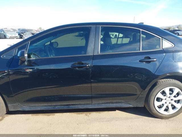 Toyota Corolla Hybrid Le 2025 JTDBCMFE0S3071551 Image 15