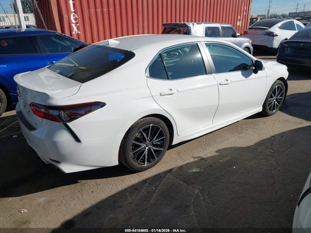 4T1G11AK3MU601771 Toyota CAMRY SE
