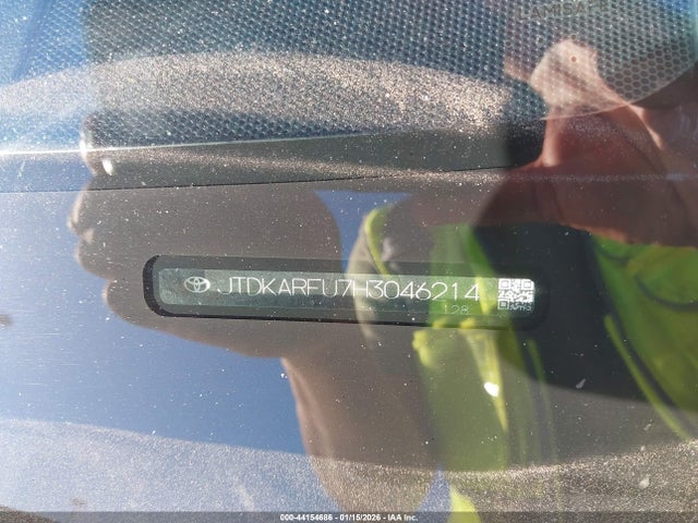 JTDKARFU7H3046214 Toyota Prius Three Touring