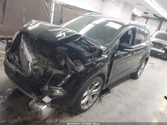 1FMCU0J97JUD15737 Ford Escape Titanium
