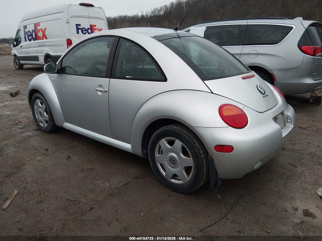 2001 VOLKSWAGEN NEW BEETLE 3VWCD21C41M409040 Photo 2