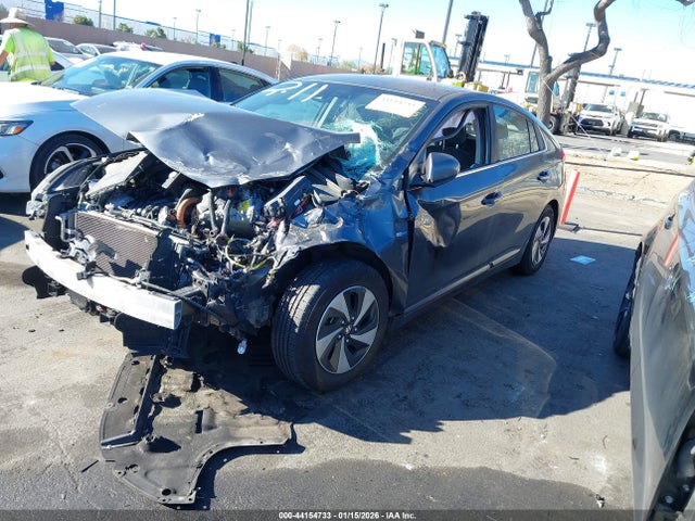 2017 HYUNDAI IONIQ HYBRID KMHC75LCXHU038802 Photo 1