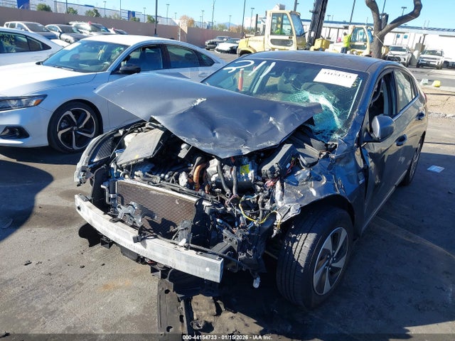 2017 HYUNDAI IONIQ HYBRID KMHC75LCXHU038802 Photo 5