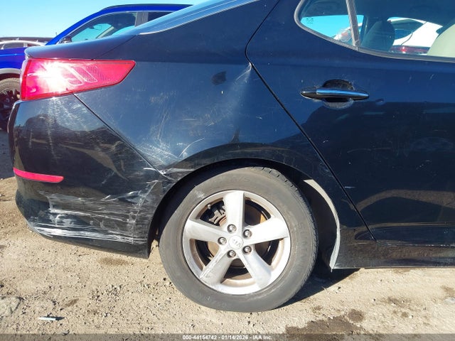 5XXGM4A78EG315060 KIA Optima Lx