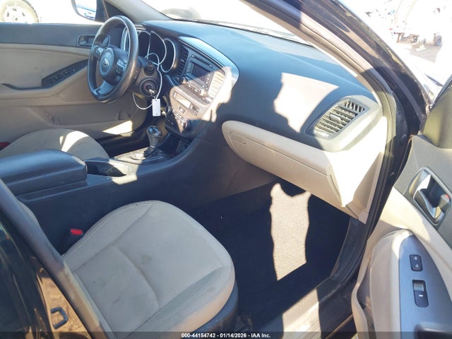 5XXGM4A78EG315060 KIA Optima Lx