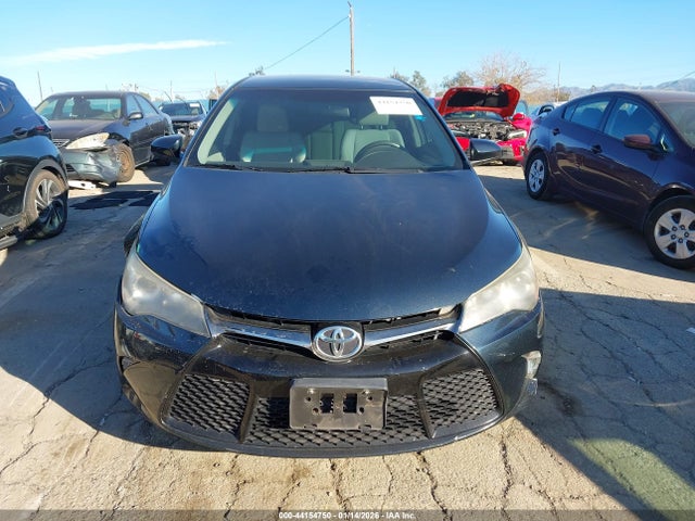 4T1BF1FK9HU389274 Toyota CAMRY SE