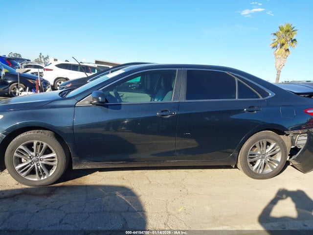 4T1BF1FK9HU389274 Toyota CAMRY SE