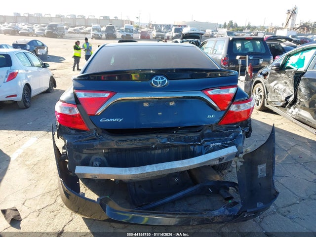 4T1BF1FK9HU389274 Toyota CAMRY SE