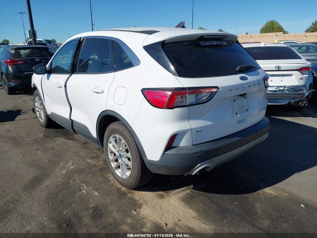 Ford ESCAPE SE 2020 1FMCU0G64LUC18530 Image 3