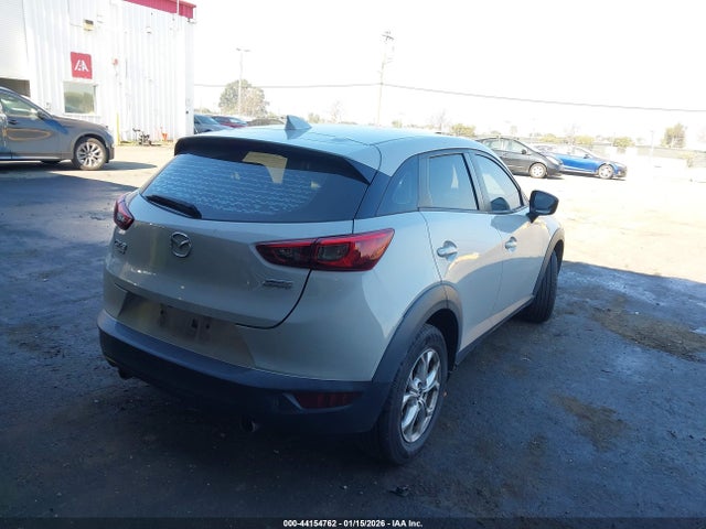 2018 MAZDA CX-3 JM1DKFB78J0316949 Photo 3