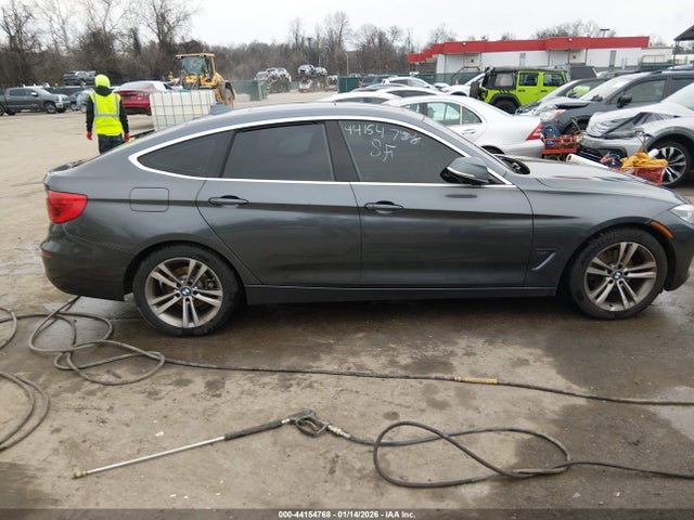 44154768 :رقم المزاد ، WBA8Z9C5XJG828325 vin ، 2018 Bmw 330i Gran Turismo Xdrive مزاد بيع
