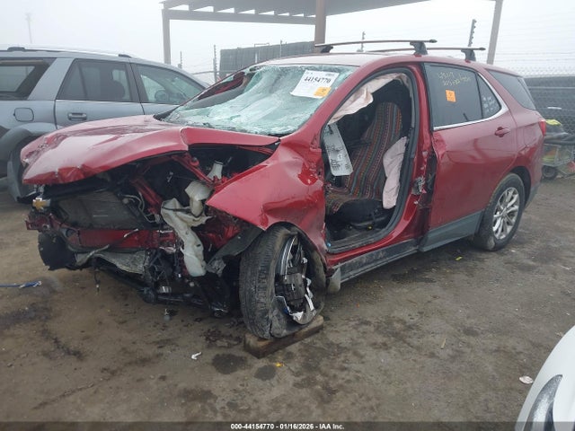 Chevrolet EQUINOX LT 2018 2GNAXSEV2J6203178 Image 2
