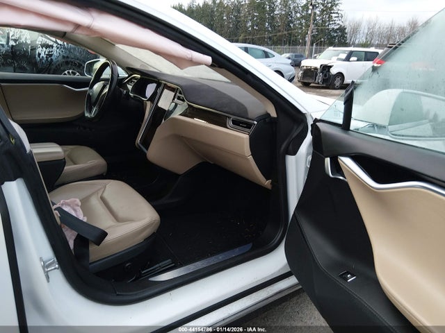 2015 TESLA MODEL S 5YJSA4H22FFP69600 Photo 4