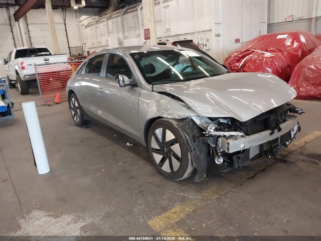2024 HYUNDAI IONIQ 6 KMHM24AB8RA057228