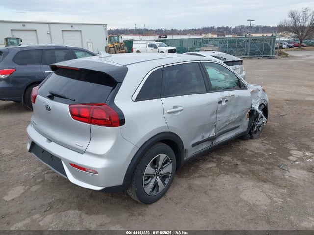 2019 KIA NIRO KNDCB3LC6K5302848 Photo 3