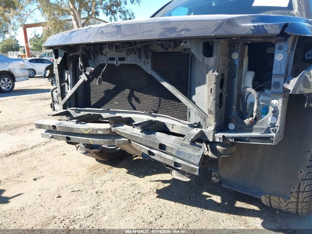 1GNSCCKCXHR385042 Chevrolet Tahoe Premier