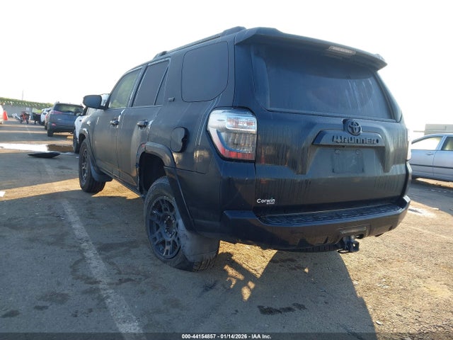 JTEZU5JR8K5197247 Toyota 4RUNNER SR5